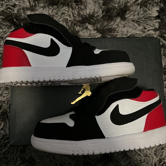 Jordan 1 low 7c - Picture 2 of 4